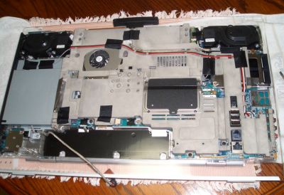 assem-back8.jpg(27135 byte)